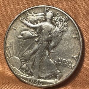1946-D Sue Walking Liberty Half Dollar Nice Circulated Condition 205787617105